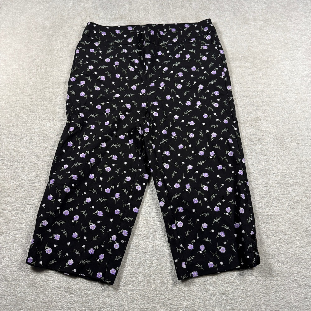 Briggs Pants Women 10 Black Floral Cropped Capris Lattice Hem Stretch 1607